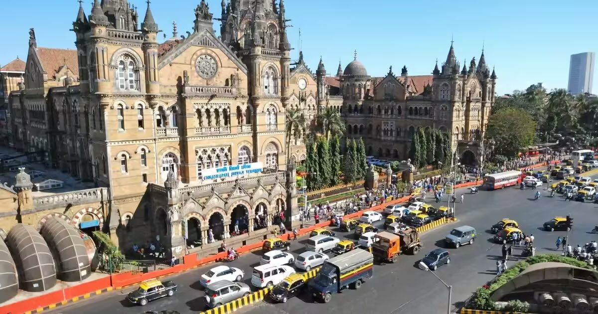 macroschema's tweet photo. Go to any city in India

Most beautiful parts of that city and the most stunning buildings are all those built by the British …..

It tells you a lot about the post partition low IQ India https://t.co/pYAe1LmLOU