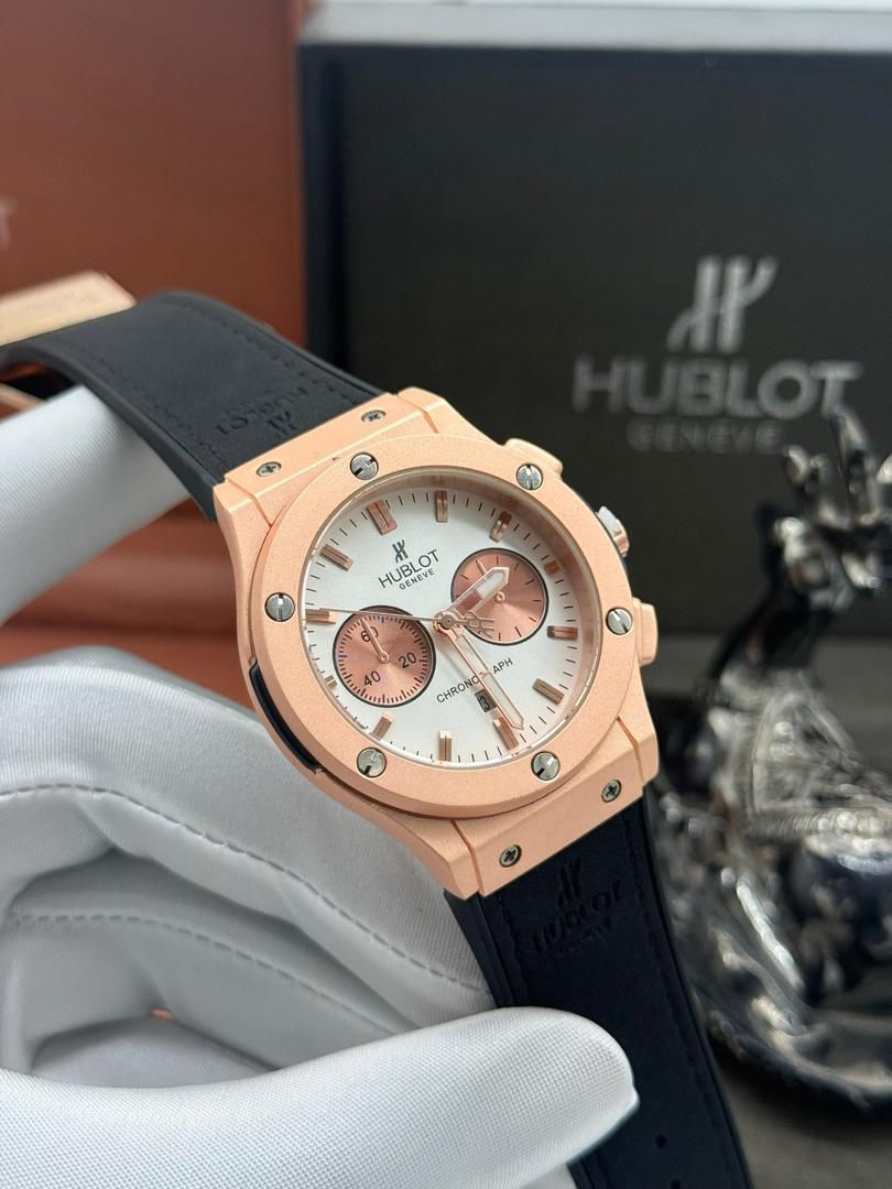 Need quality wristwatch for your every day lifestyle?

I'm your go to plug 💯

Quality wristwatch at affordable prices ✅

🏷️25,000

Comes with box

📍Lagos state
Nationwide delivery