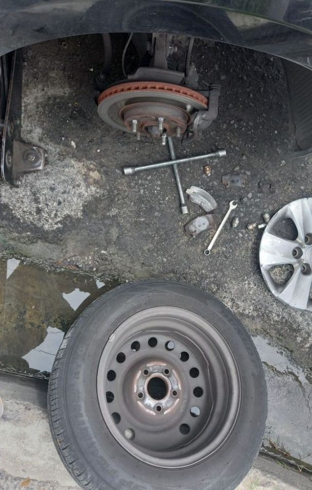 People really underestimate some of these street businesses. I know a vulcanizer in Lagos through a mutual, lowkey guy, no online presence, no loud lifestyle. Last year, his cooperative savings alone crossed ₦600k.
Not turnover. Not hype. Just what he quietly set aside after