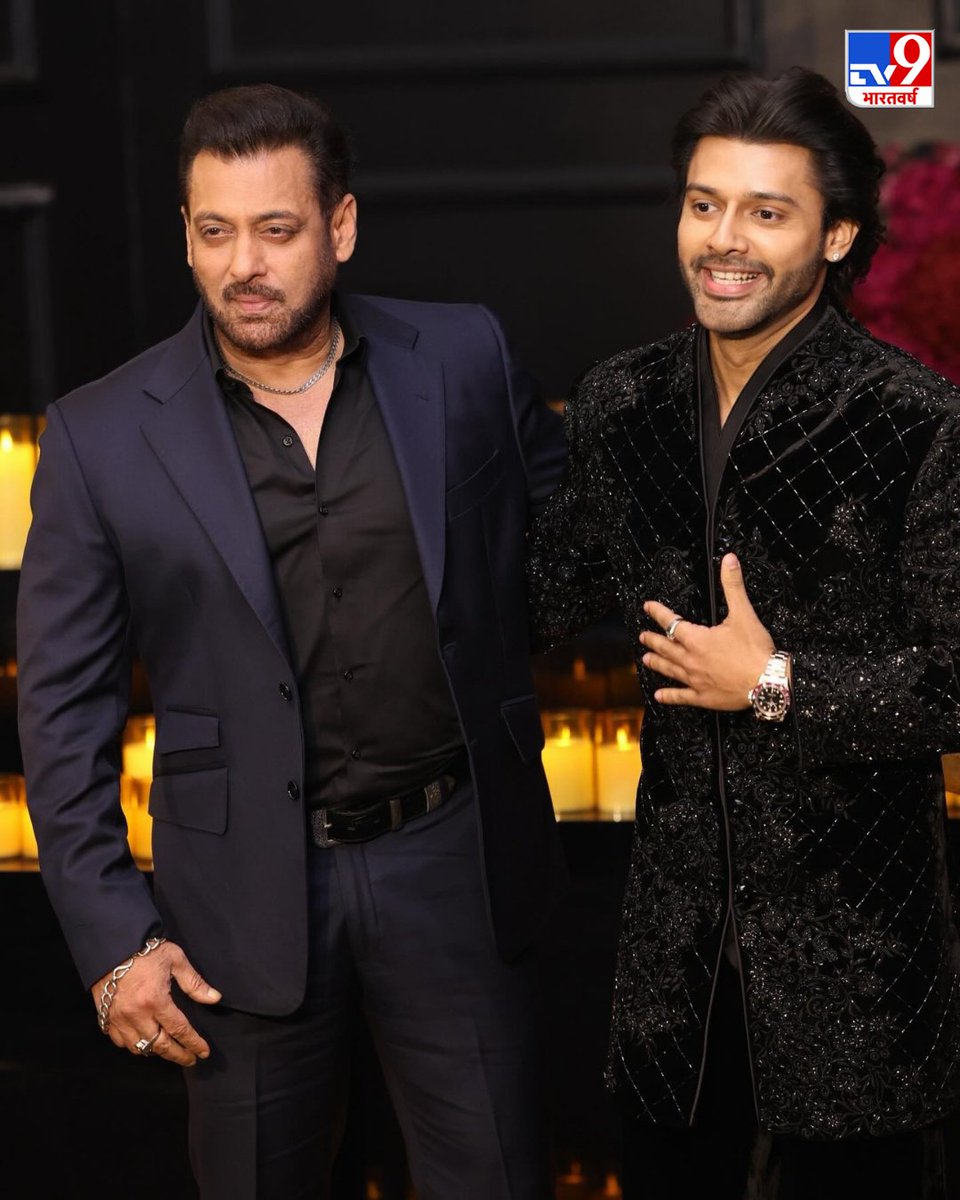 TV9Bharatvarsh's tweet image. स्टेबिन बेन ने नूपुर सैनन के साथ अपनी शादी में आने के लिए सलमान खान का शुक्रिया अदा किया, साथ ही कुछ तस्वीरें शेयर की. देखें तस्वीरें...

#StebinBen #SalmanKhan #NupurSanon #TV9PhotoBlog