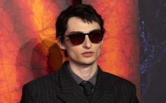 Finn and Mille as Mr. &amp; Mrs. Smith