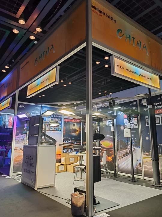 AokLight's tweet photo. #Hightemperaturelighting #gardenlighting #landscapelighting #smartlightingcontrol #aokled #ledlight #lightingsolutions #streetlight #parkinglotlight #arealight #sportslight #stadiumlight #highquality #qualitycontrol https://t.co/5hv7LNTF3E