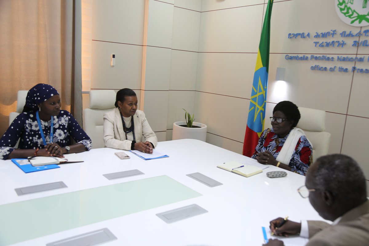 UNHCREthiopia's tweet image. This week, UNHCR Rep Mrs. @AissatNdiaye met with #Gambella Regional President Mrs. Alemitu Omod &amp;amp; VP Dr. Gatluak Ruon to join efforts towards peace in the region for both refugees &amp;amp; host communities and advocate for adequate support for the region.