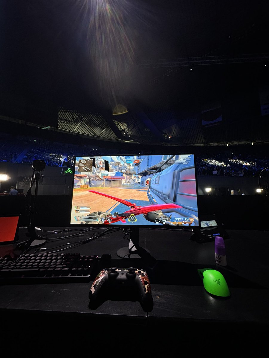 Aurora Effect tweet media