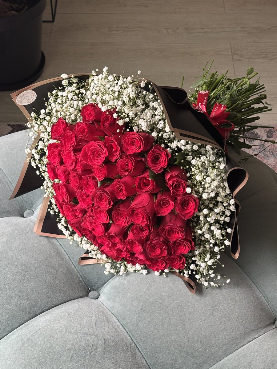 Miles_Nsala's tweet image. Fantasy flowers • 72524605