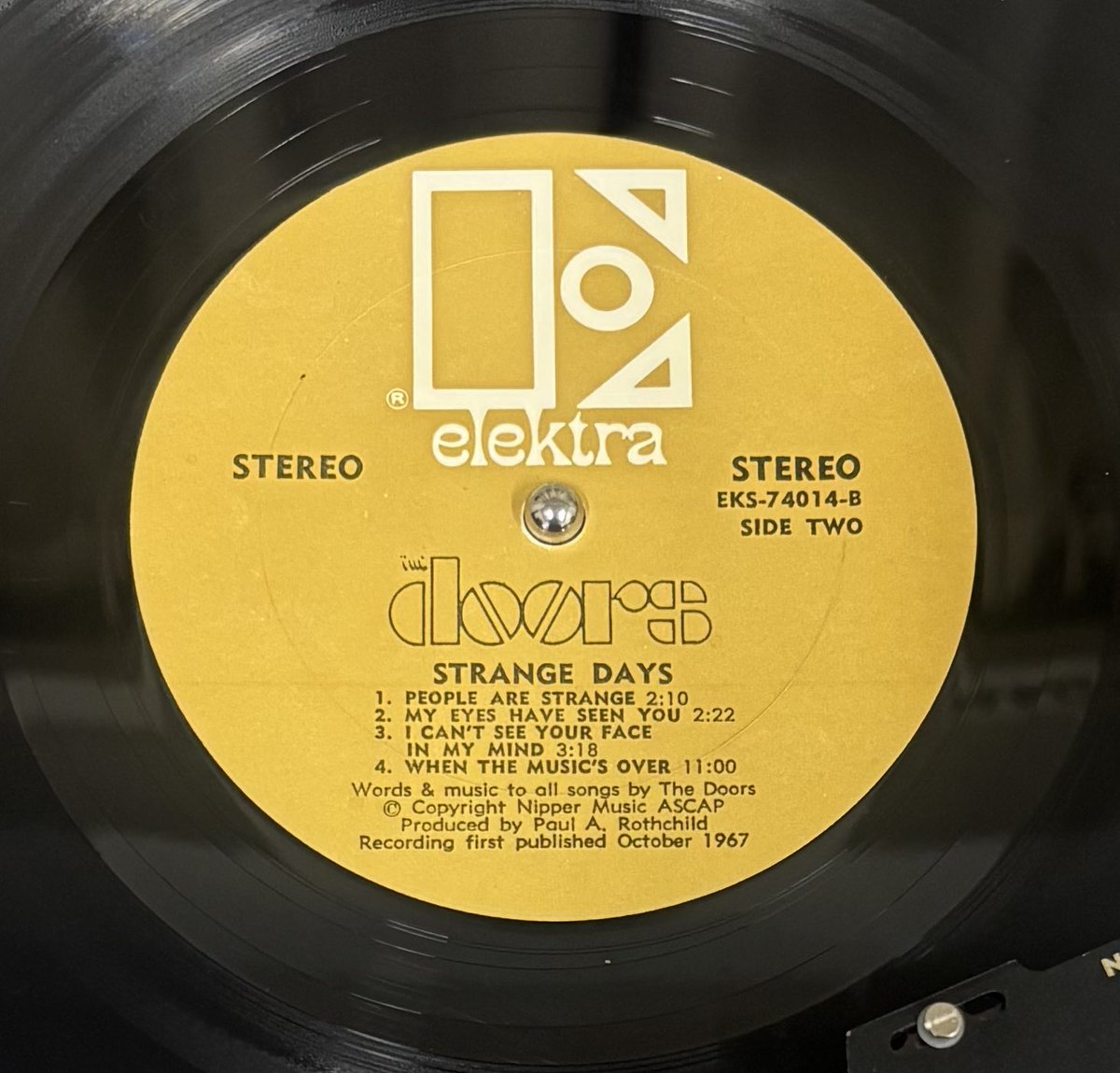 🙇 本日の締めは The Doors『Strange Days』全US盤1967年mono、stereo