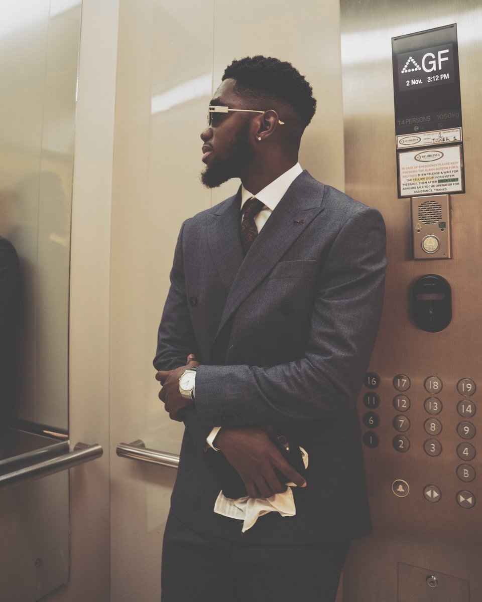 itsSh0la's tweet image. Men, post a picture of you in suit.