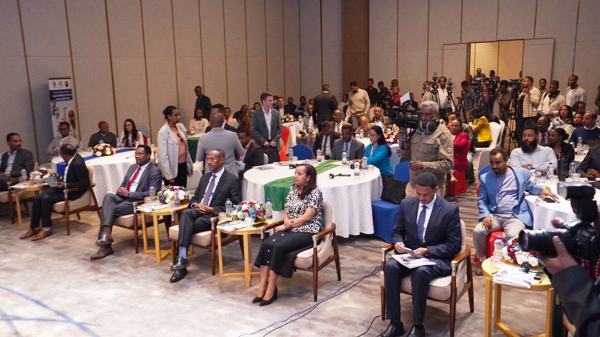 We're live at Addis Ababa in #Ethiopia for the national launch of double-fortified salt research findings! Over 120 leaders, experts and partners have come together to discuss scaling up this game-changing intervention to prevent neural tube defects and iodine deficiency