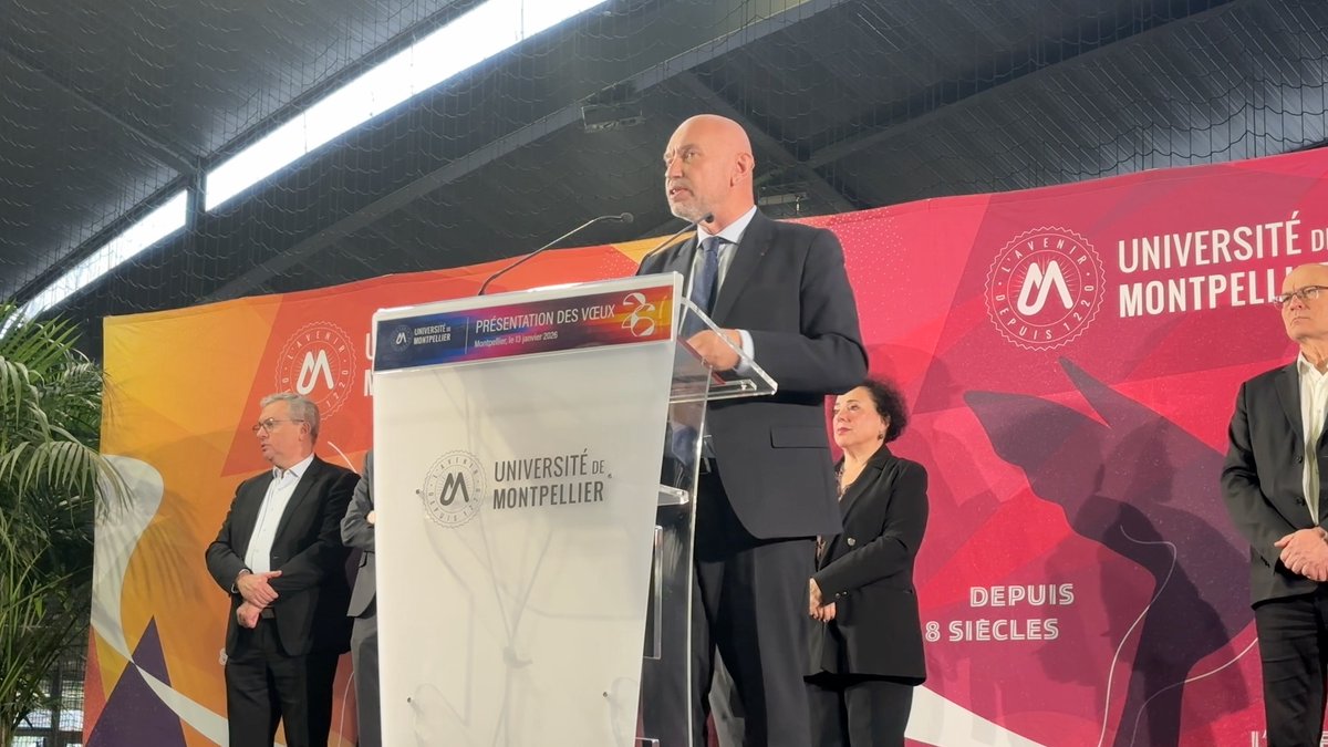 ecom_news's tweet image. 🎓#Montpellier : Quelles sont les priorités de l’@umontpellier pour l’année 2026 et de son président @Philippe_Auge ? Consolider l’excellence, soutenir la recherche et les #etudiants en situation de précarité. Reportage vidéo exclusif : bit.ly/45MLL9l