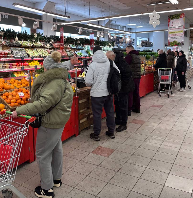 IgorM1962's tweet photo. #Supermarket_Харків!
😋😋😋😋😋😋😋😋
           П'ятниця
❗️Супермаркет Харків на Героїв - найкраща якість та ❗️ціни ❗️на овочефрукти https://t.co/MrCoJ5yDFA