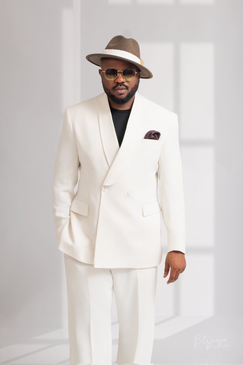 +1 today.
Happy birthday <a href="/pshegs/">pshegs</a> 

All clothes by <a href="/inscriptionsonX/">Inscriptions Clothing</a>