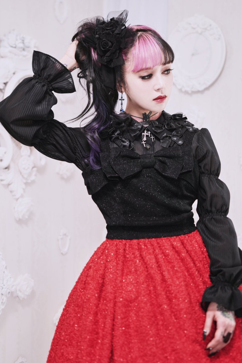 新商品】 ○【新宿店、通販限定】ラメチュールフロッキービスチェ