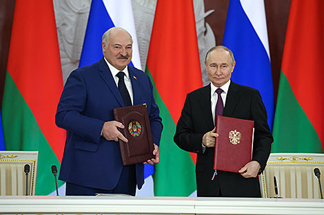 Vivek4real_'s tweet image. 🇧🇾 BELARUS JUST ANNOUNCED TO ALLOW BITCOIN AND CRYPTO BANKS

THIS IS MASSIVE