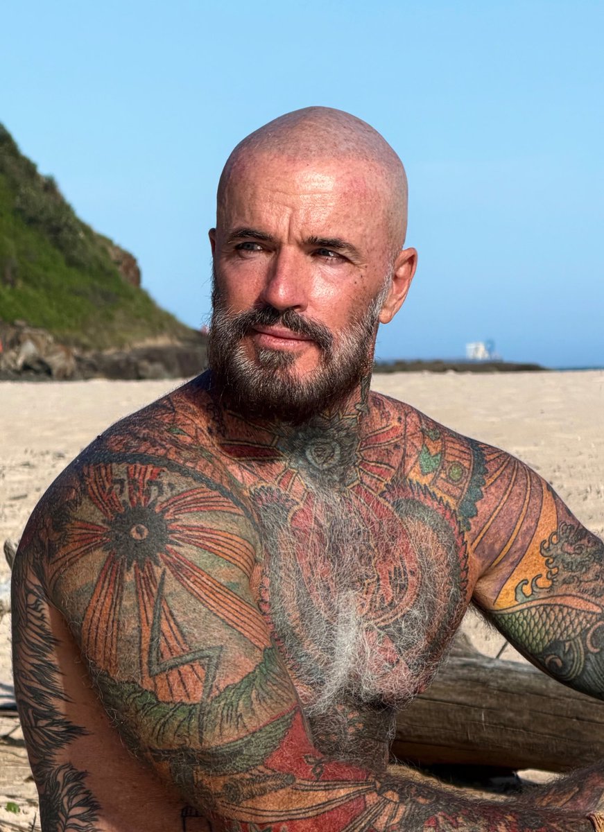 arijhunter's tweet image. Beach daze