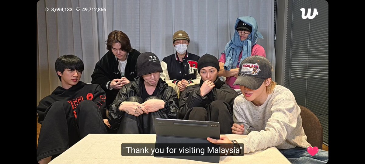 multiianmulti's tweet image. GUYSSSSSSS DIA SEBUT MALAYSIAAAAA

Thank you to the MY ARMYYYYYY 

BIAS AKU LAK TUU SEBUTTTT HUHUHUUH