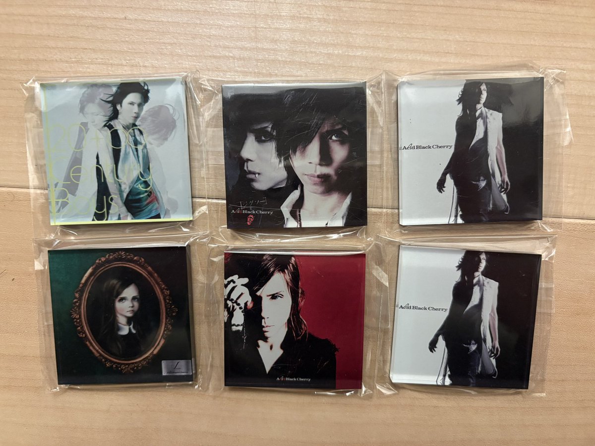 アクリルマグネットダブってるものがあります🍀 大阪の会場にて購入や