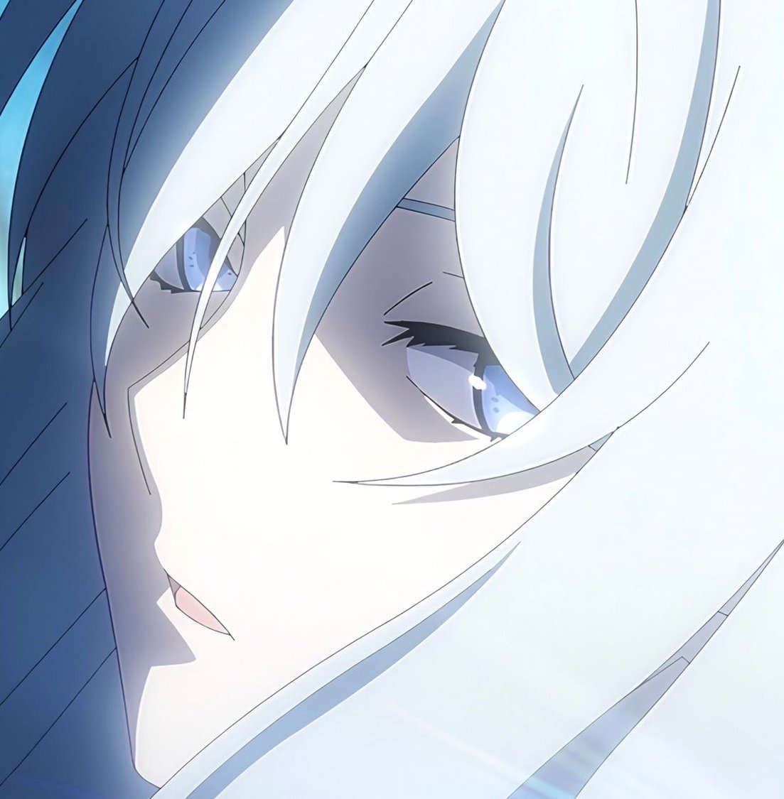 TipTopKelly's tweet image. スマホを2メートルの高さから落としたのに、奇跡的に割れなかった 👨‍👧