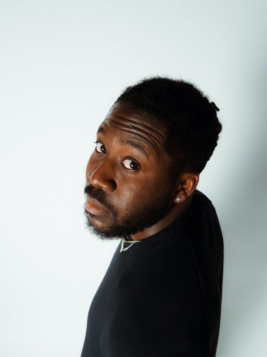 [THREAD] - I used the OPPO Find X9 Pro for studio photography

Phones are already fantastic tools for capturing daily memories.

But can they fit into a more serious workflow?

I rented a studio to find out 👇