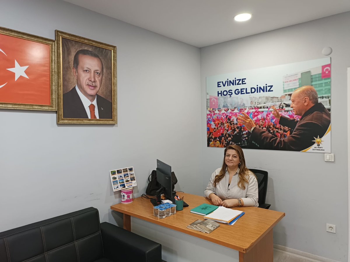 Zeytinburnu için Nöbetteyiz🇹🇷 

Bugün İlçe Başkanlığımız da Yönetim Kurulu Üyemiz Ayşe Çelik nöbetçidir. 

Nöbet Saatimiz:
⏰ 11.00-16.00 

✍Soru, görüş ve önerileriniz için İlçe  Başkanlığımızı ziyaret edebilir.
☎️ (0212) 416 30 86 'yı arayabilirsiniz.