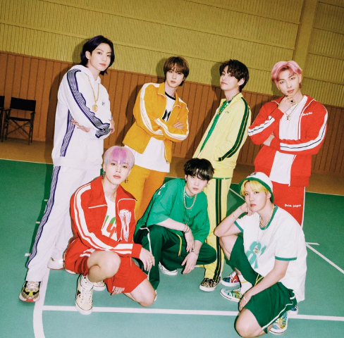 AboutMusicYT's tweet image. BTS, BLACKPINK and EXO have all announced their comebacks.