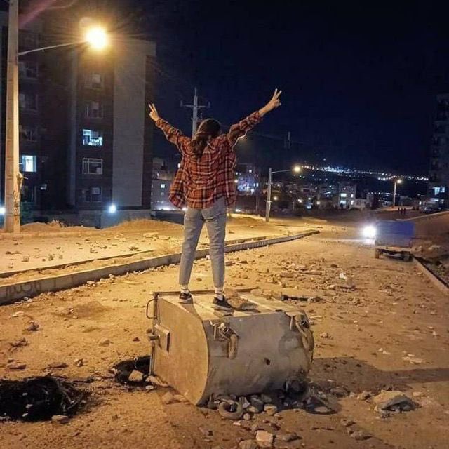 aryeshalicar's tweet image. EINE iranische Frau hat mehr Eier in der Hose als ALLE Gazaner zusammen.
Punkt!