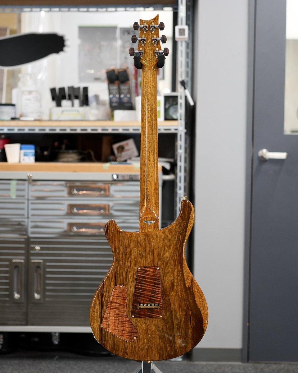 Private Stock Paul's Guitar】 ⁡Happy #PrivateStockFriday ✨ 今週は