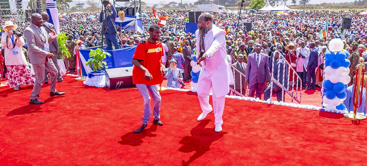 Kiptoo_Ray1's tweet image. It is indeed a beautiful moment in the Church, as the boundless efficacy of the Eternal Blood of Jesus has been fully restored. Sinners are returning to Christ, the sick are being healed, and we are witnessing #MiraclesOfTheEndTime.
Glory !