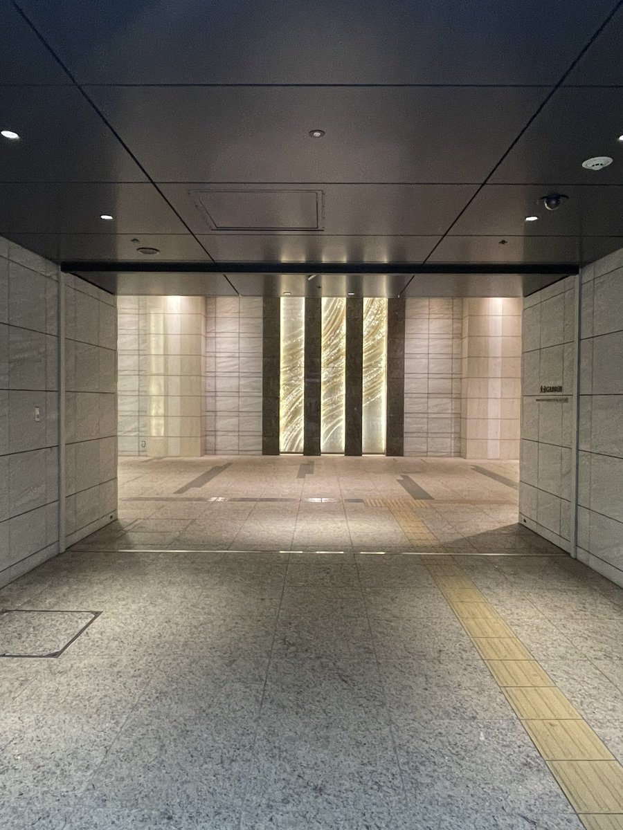 azzzzzzusa's tweet image. ガチの駅直結です。