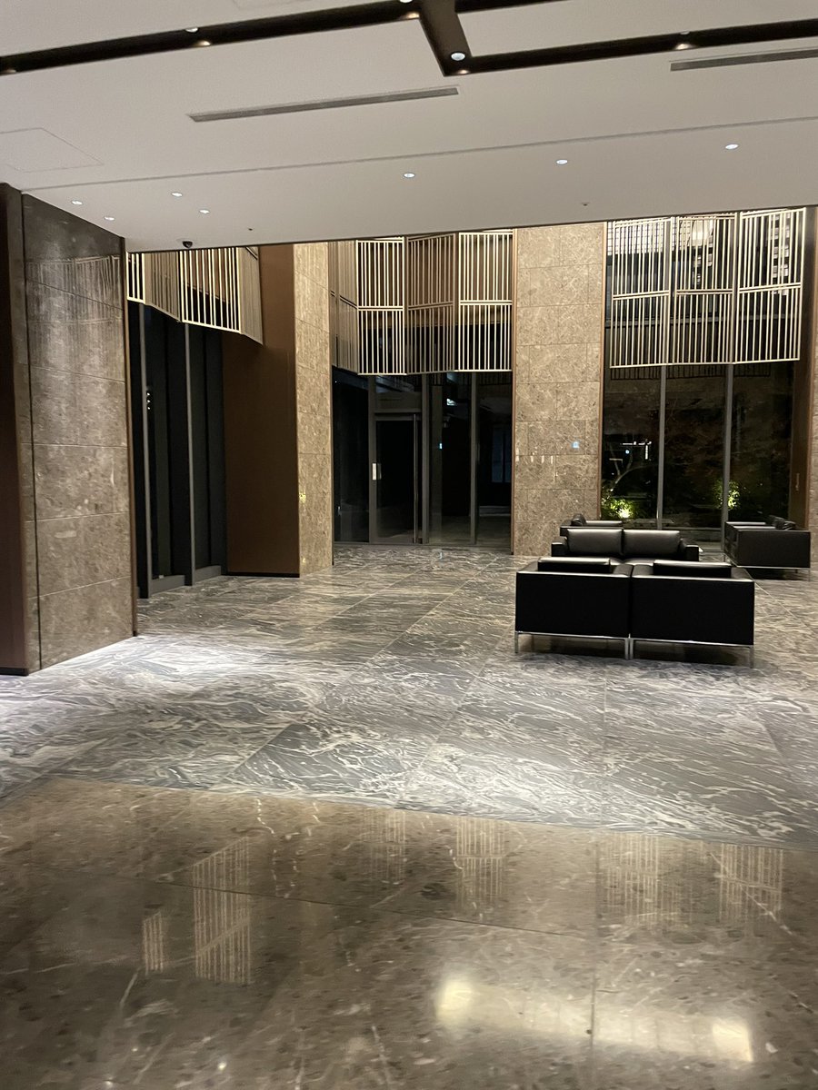 azzzzzzusa's tweet image. ガチの駅直結です。