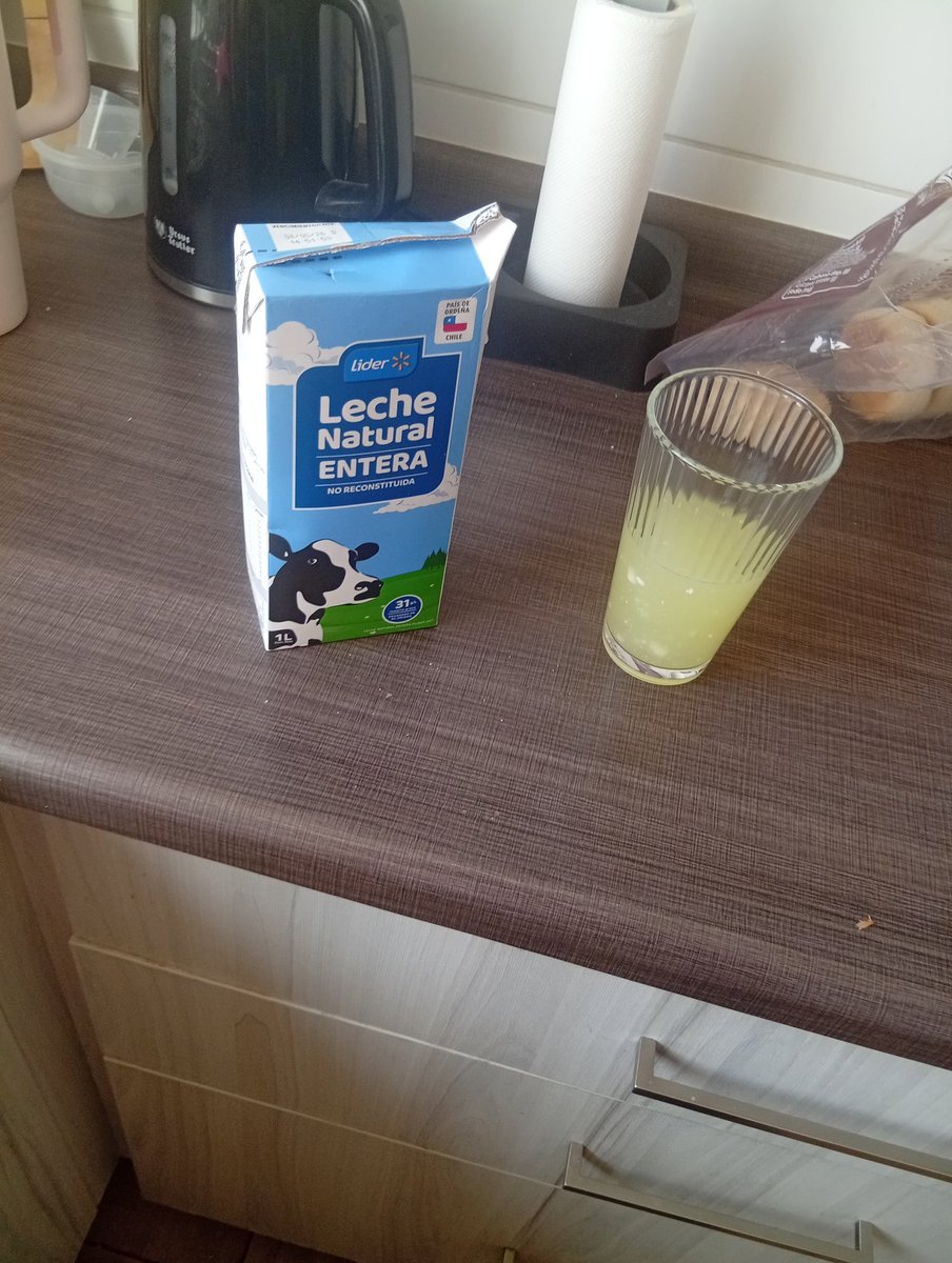 estoypatrick's tweet image. ta buena la leche conchetumare @LIDERcl