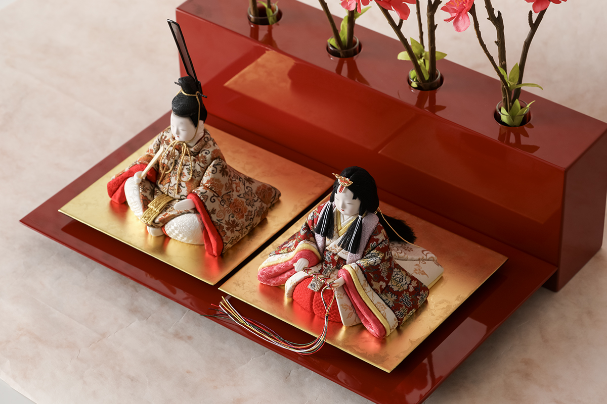 雛人形2026】 「顔がいのち」の老舗人形店・吉徳大光と 山田平安堂の