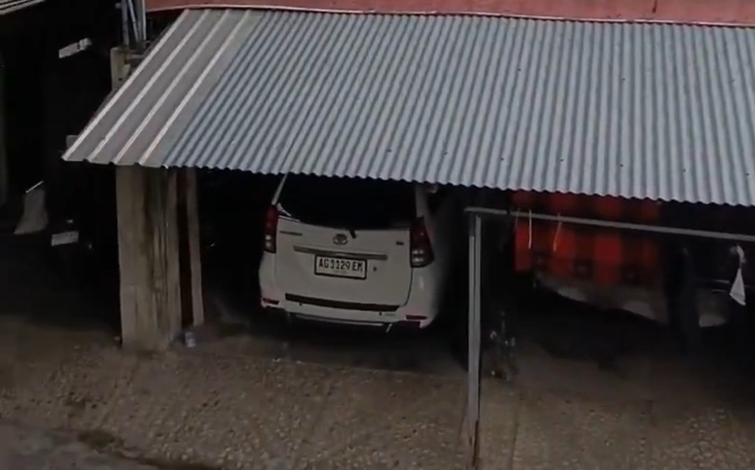 sentot_hendro's tweet photo. @_DebbieOA Plat nomor mobil Avanza wilayah kota Kediri Jawa Timur Indonesia,🇮🇩 https://t.co/AawabBua0U