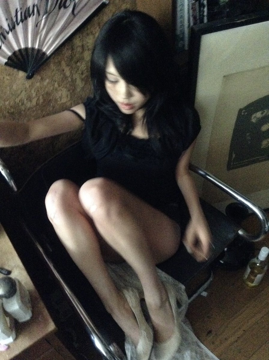 eqnard's tweet image. 