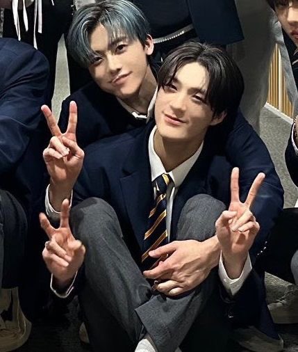 hellrock6ix's tweet image. แทฮีอูจิน                                             แจมินเจโน่