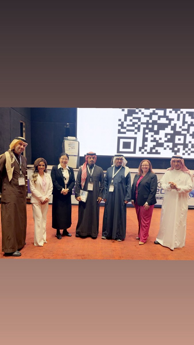Mushabbabali's tweet photo. تستضيف المملكة العربيه السعوديه في هذه الايام دورة FRCS – Fundamental Respiratory Care Support Course كبرنامج معتمد تحت مظلة الجمعية الأمريكية للرعاية التنفسية #AARC 

 ويعد هذا الحدث استمرارًا للتميز العلمي وثقة المجتمع الدولي بالكفاءات الوطنية والتنظيم السعودي.

وقد تشرفت بأن أكون جزءًا من هذا المشروع العالمي، من خلال إدارة الجلسة العلمية المتخصصة في الرعاية التنفسية للأطفال وحديثي الولادة، وكذلك الإشراف والمشاركة مع طلاب قسم الرعاية التنفسية #جامعة_بيشة @Bisha_U  بملصق علمي.

نفخر بهذا العمل الوطني، وكل الشكر والتقدير للأخ حسن العريني وكل القائمين على هذا الحدث العلمي المميز.

 #AARC2026