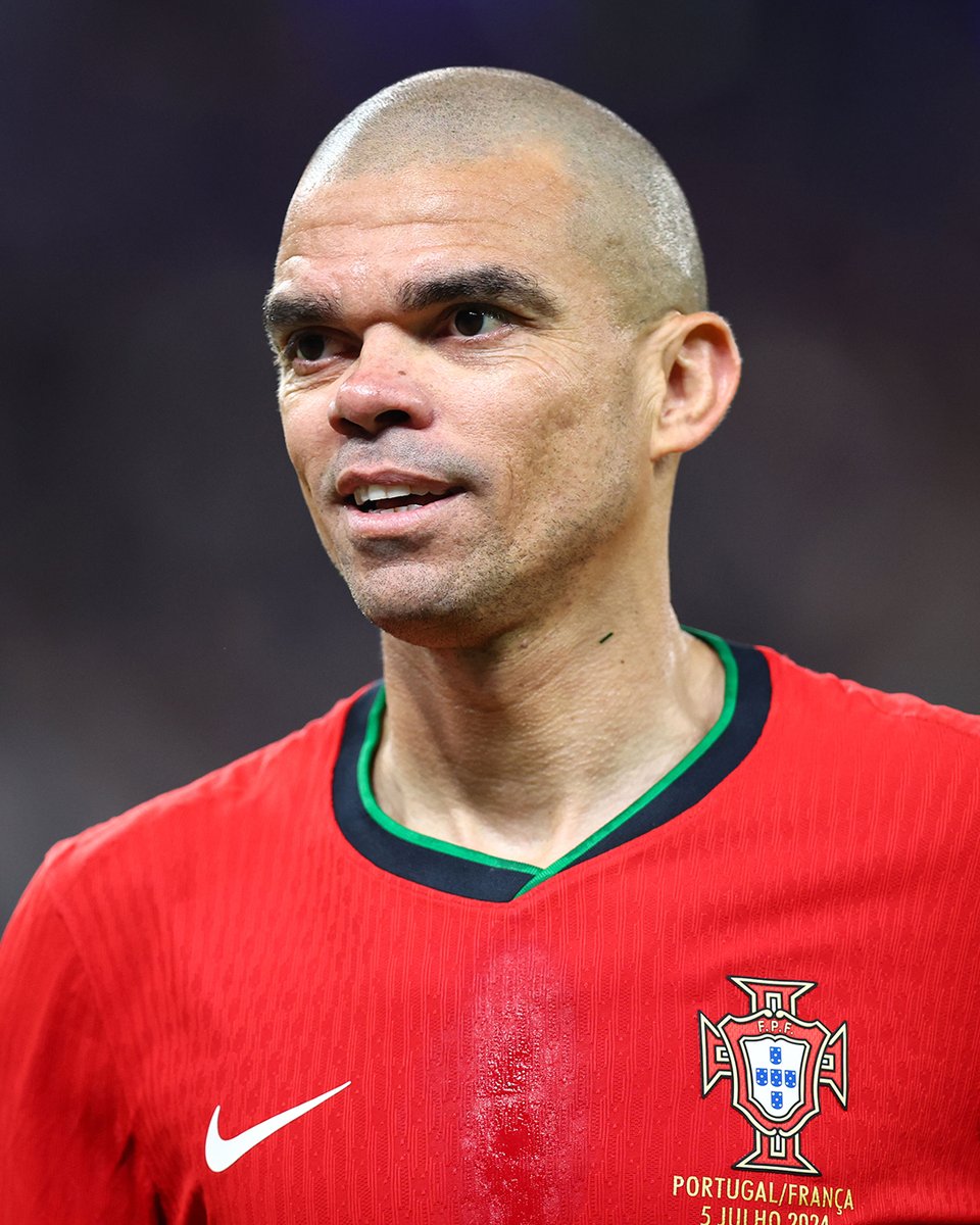 UEFAEURO's tweet photo. Icon 🇵🇹 https://t.co/esK5HeHZTk