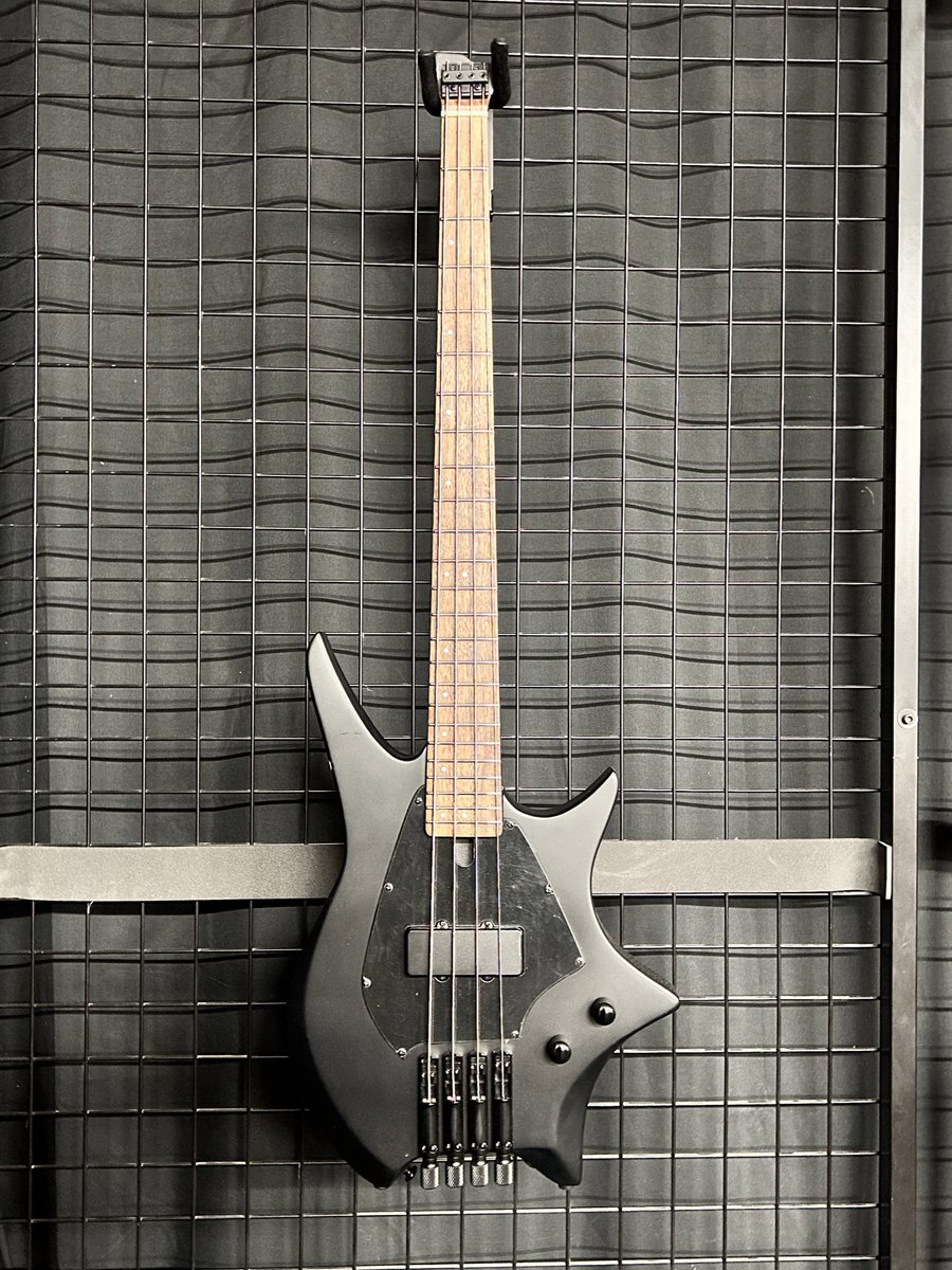 様 HEX Guitars / NB300 ヘッドレスベース 様 HEX Guitars / NB300
