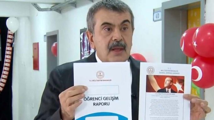 Pamuk_Miya's tweet image. Yusuf Tekin istifa etsin..

HEMEN..