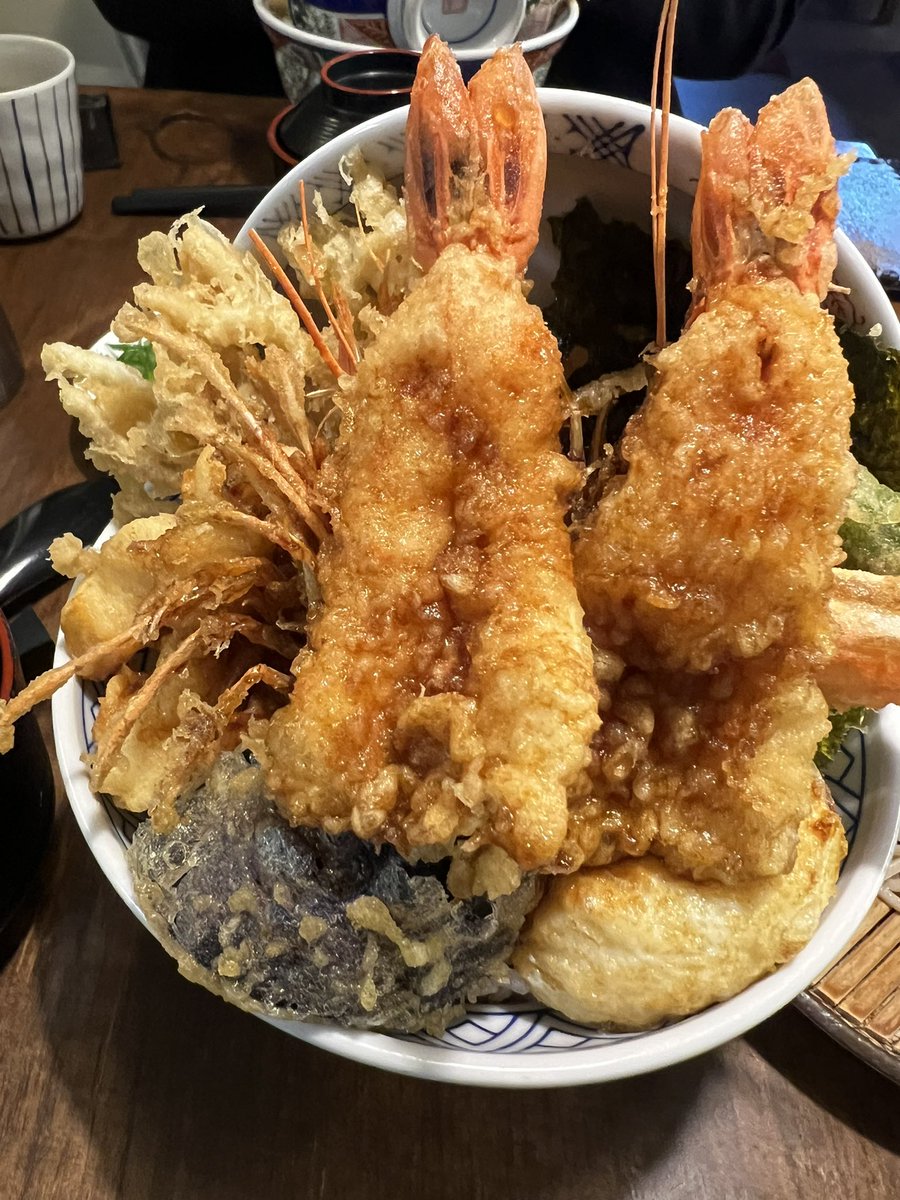 종각은 유명한 텐동맛집임
<a href="/_tendong/">텐동🍤</a>