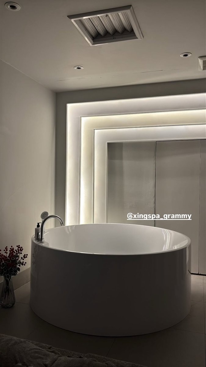 earnpypofficial's tweet photo. (🎀📸) 16012026 IG Story : earnpypp_
@/xingspa_grammy
#earnpypp_
#xingspa https://t.co/ts3BnGoBdh