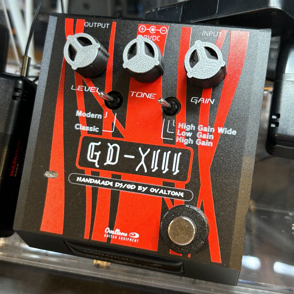 エフェクター Ovaltone GD-XIII ハイゲインからローゲインまで、柔軟に