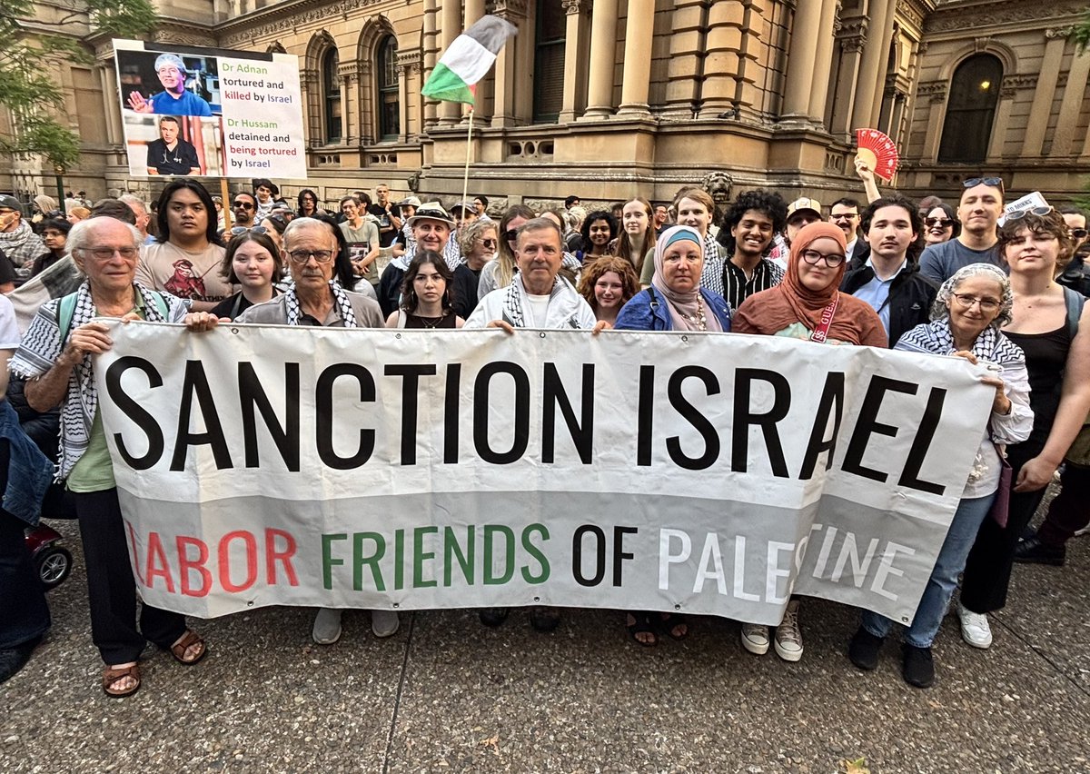 labor_palestine's tweet image. We joined hundreds in defiant Sydney rally for civil liberties in the face of anti-democratic NSW protest laws. Speakers flagged massive protests should Israeli president Herzog enter Australia!