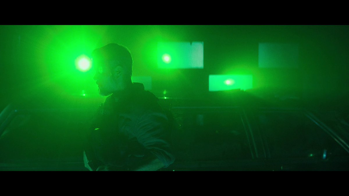 pramitheus's tweet image. the rip (2026, dir. joe carnahan)

that third act is one for the FUCKING ages!!!