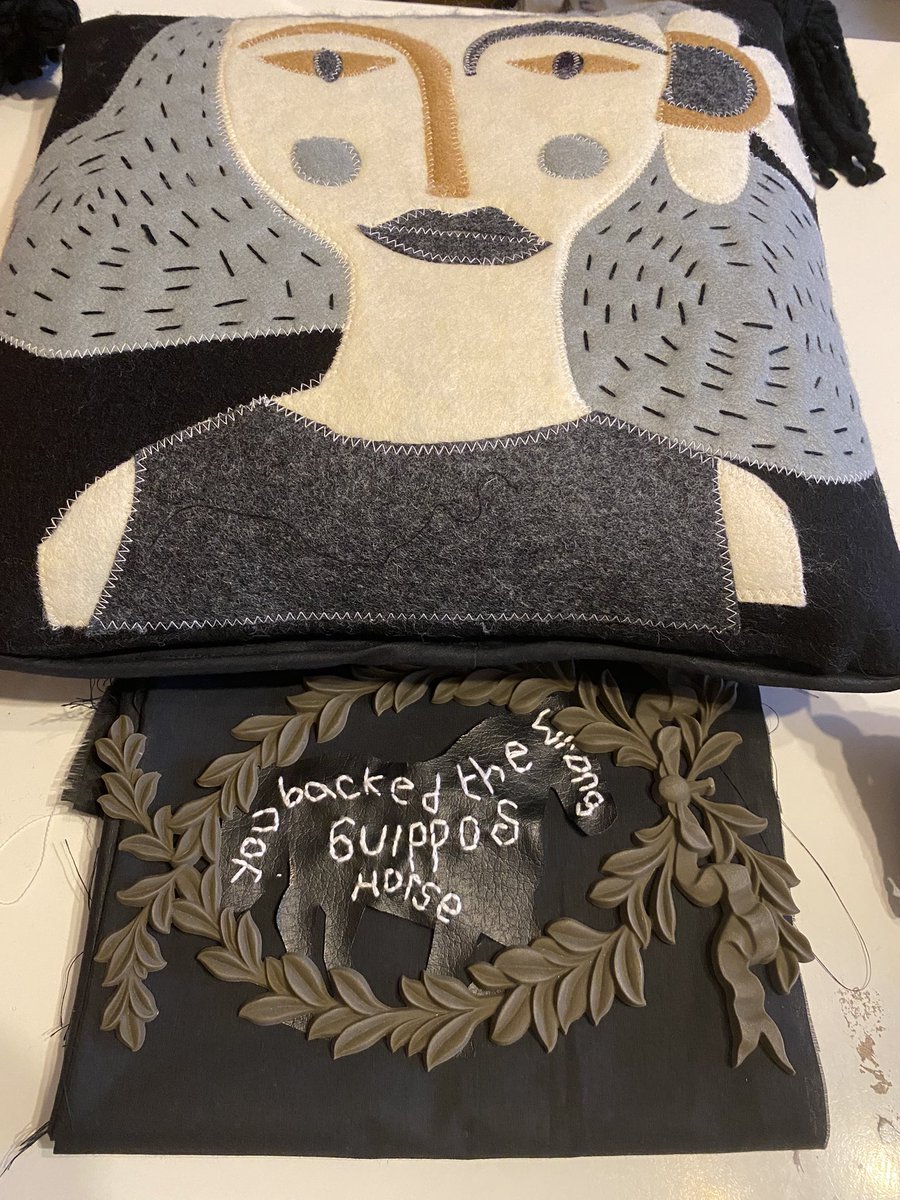 pinkgribble51's tweet image. Finally finished my reverse appliqué cushion. She had been shoved in a drawer until she was rescued. Back on it. #handmade #cushion #wool #applique #blackandwhite #handstitched