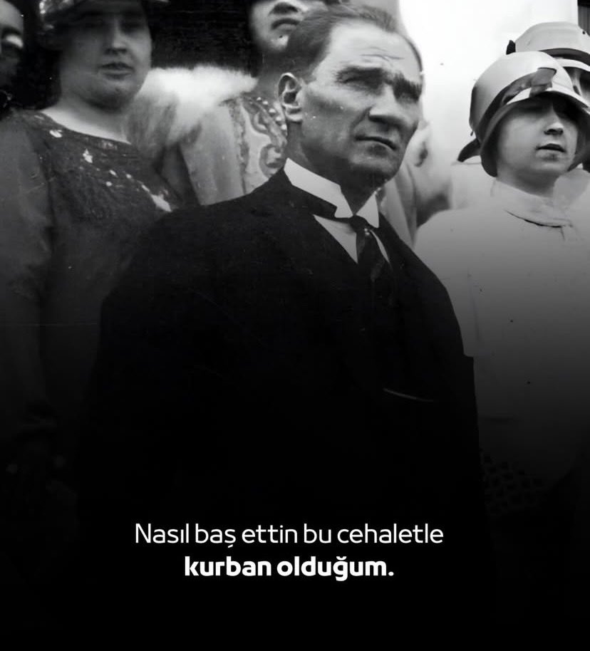 eesraacaar's tweet photo. #KarneGünü https://t.co/XsaojdUR70
