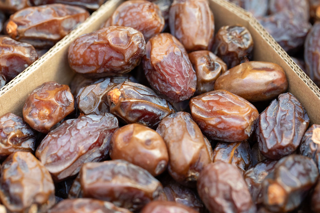 COSARAF's tweet image. The countdown to Ramadan has begun 🕌.  

With just a month to go we're excited to see our partners preparing food packages for those in need in and getting ourselves ready for our annual Open Iftar event in partnership with @RamadanTent.

#ExcitedMuch #COSARAF #Ramadan