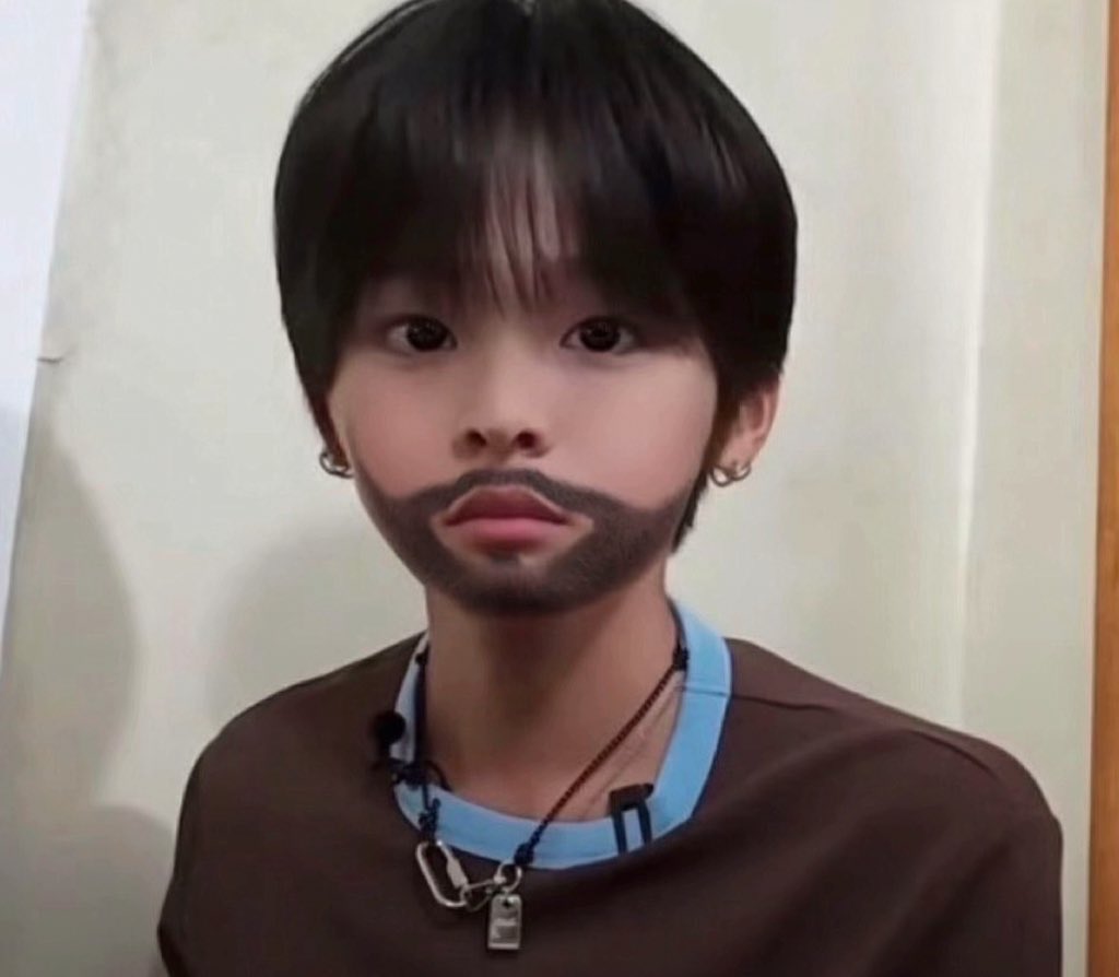 이건언제안웃기냐