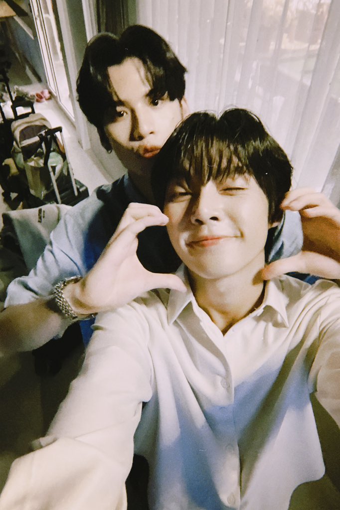 ottoottoo_'s tweet image. With you by my side, every dream feels closer.
Thank you for always seeing me, and choosing to stay na my partner Northhhhhh 🫂

ดีใจมาตลอดนะที่นอร์ทเลือกโต้💗

#นอร์ทอ๊อตโต้
#northotto

DMD FINAL PARTNER
#DMDFriendshipSS3EP5