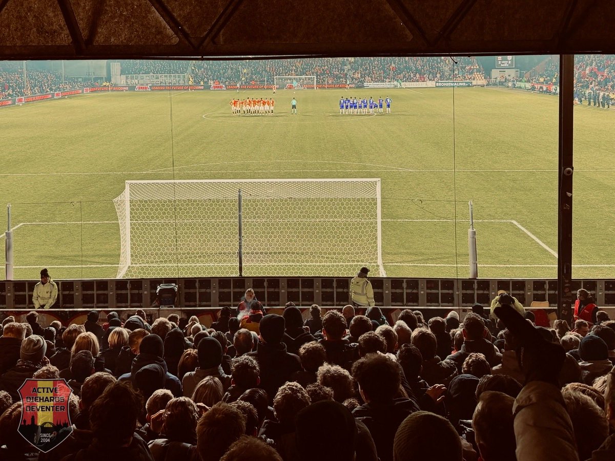 𝗙𝗢𝗧𝗢𝗩𝗘𝗥𝗦𝗟𝗔𝗚 📸

In het duel met Heracles Almelo (2-2) bekert GAE verder na strafschoppen. Vanmiddag om 17:30 uur zitten we in de koker voor de kwartfinales!

Bekijk het verslag en de foto’s via:
sfeerteamadhd.nl/fotoverslag-go…

#GAEher #ActiveDieHardsDeventer #GoAheadEagles