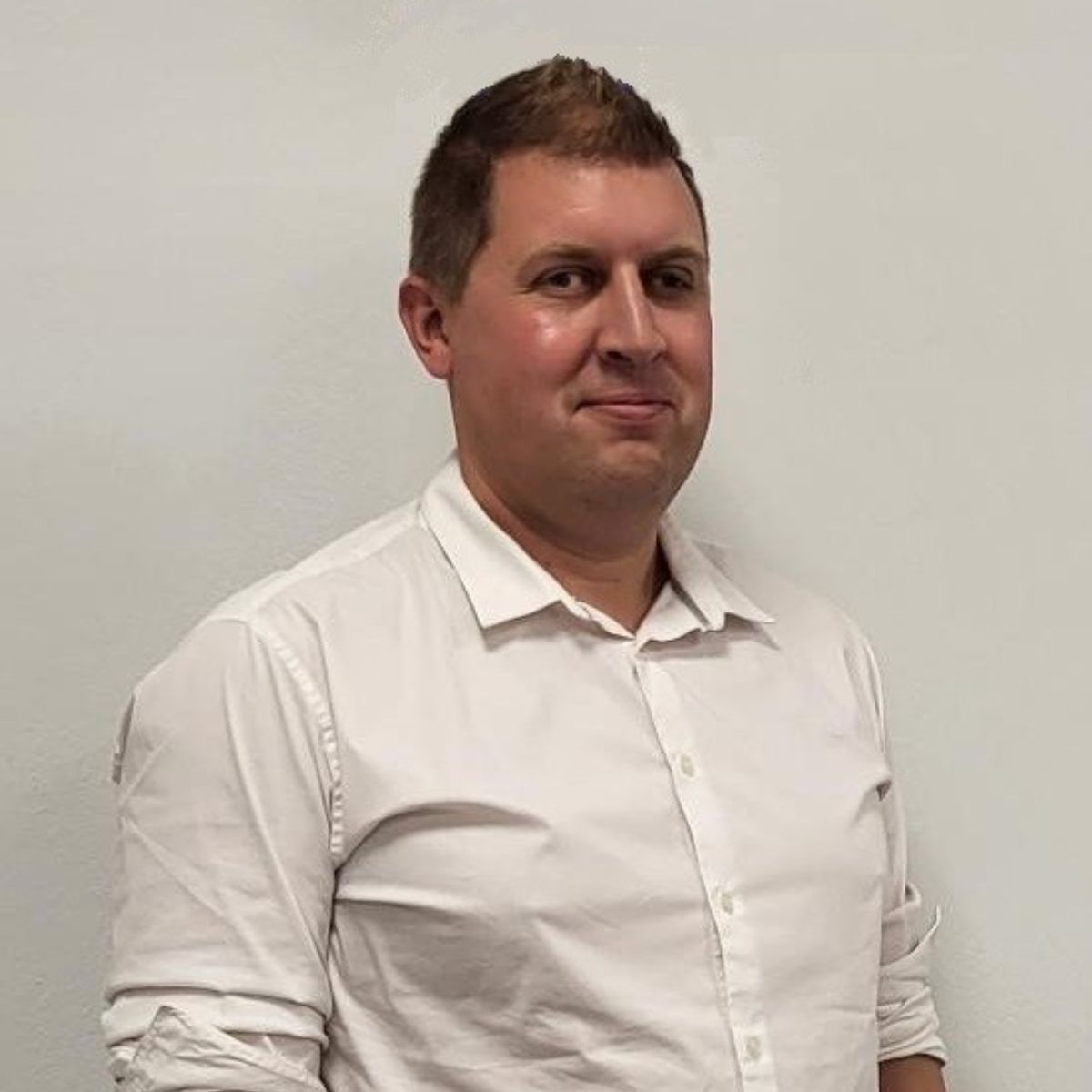 DATA RING tweet media